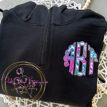 Load image into Gallery viewer, Monogram Circle Scalloped Quarter Zip Sweatshirt