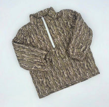 Load image into Gallery viewer, Preorder Quilted Quarter Zip
