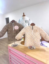 Load image into Gallery viewer, Preorder Quilted Quarter Zip
